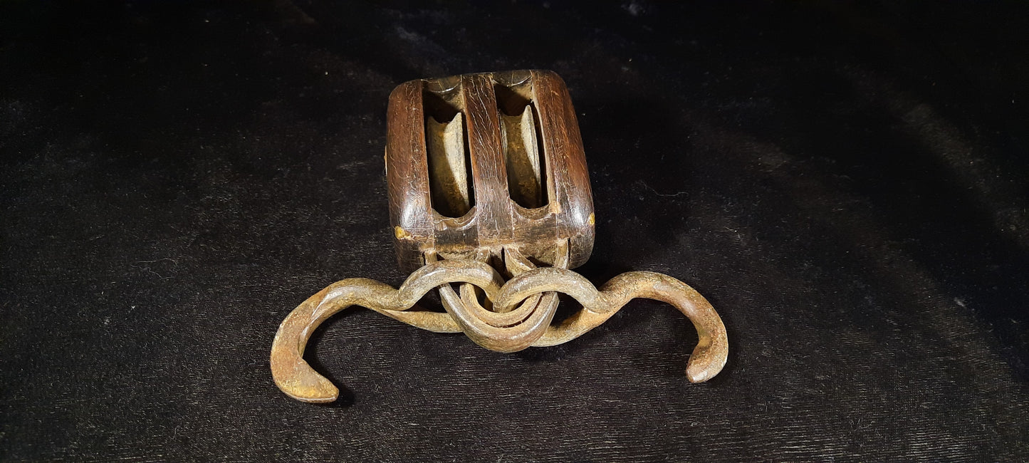 Antique Block, Double Sheave