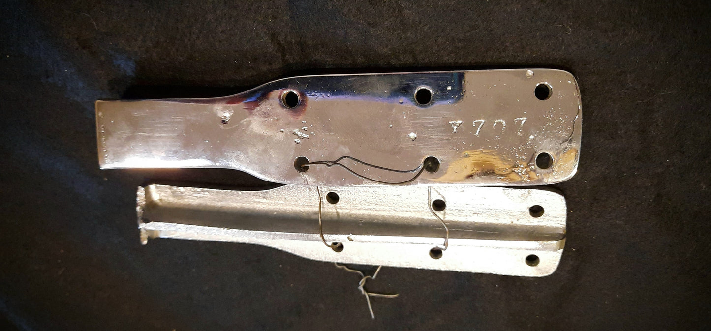 Brackets, chrome, vintage, stamped y 707