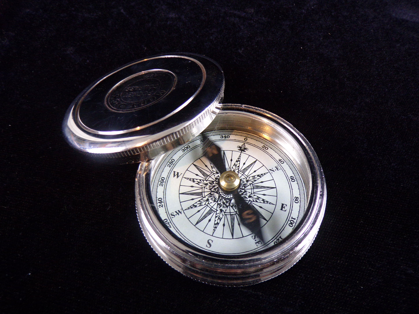 Silver Toned Pocket Compass, Robert Frost "The Road Not Taken"