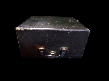 Vintage Underwood Universal Portable Typewriter with Case – 1930s/40s