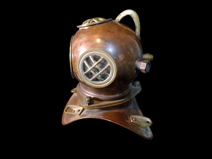 Diving Helmet Reproduction Display - Annapolis Maritime Antiques