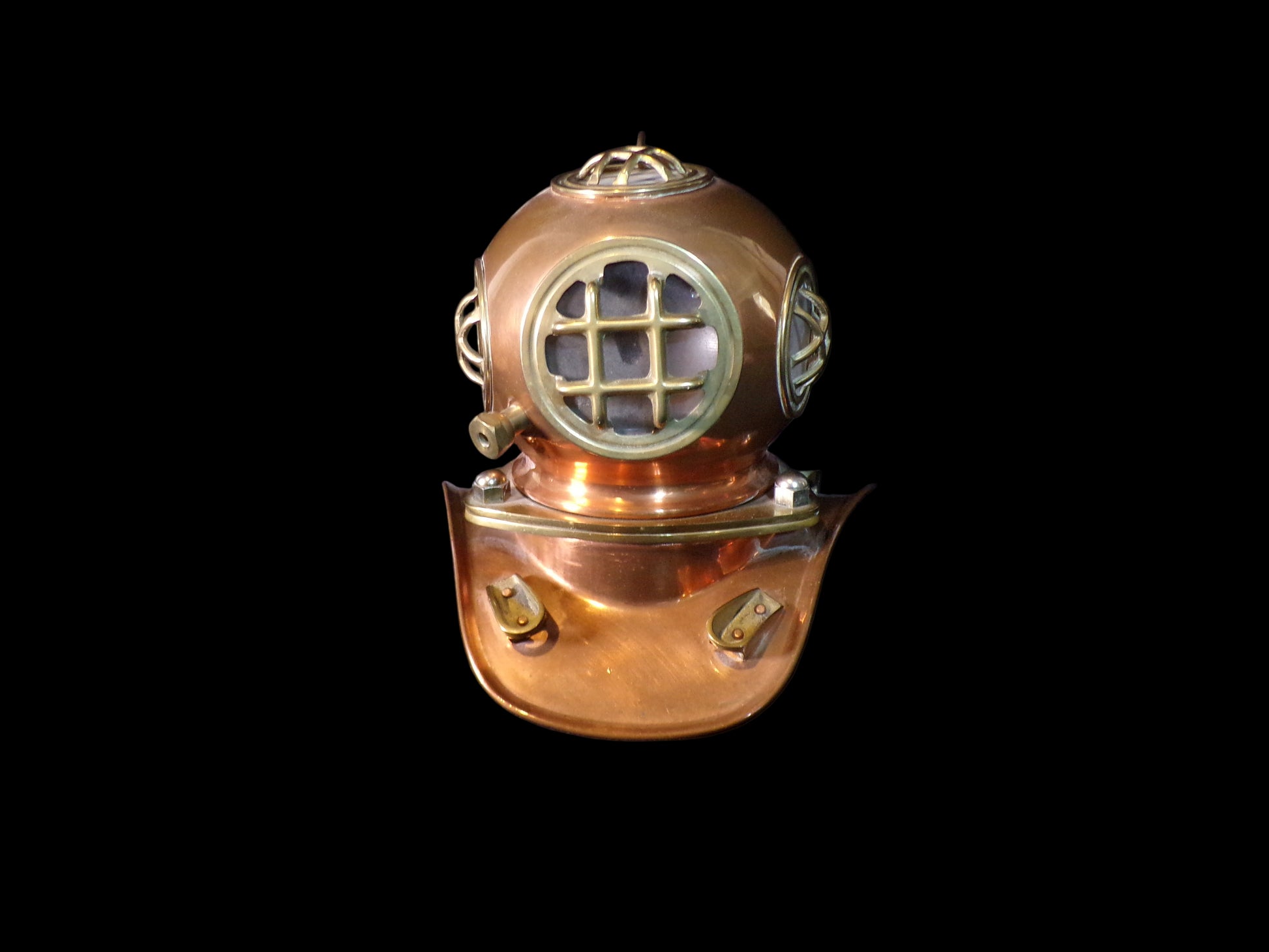 Diving Helmet Reproduction Display - Annapolis Maritime Antiques