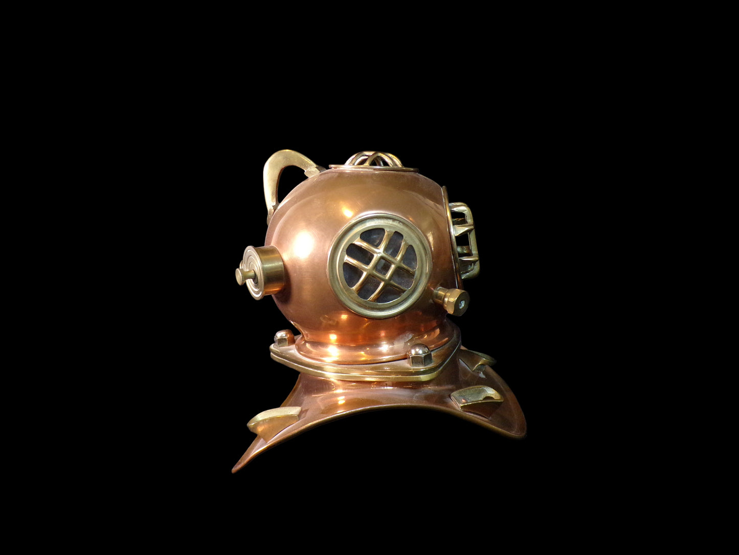 Diving Helmet Reproduction Display - Annapolis Maritime Antiques
