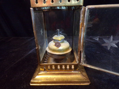 Oil Lantern – Carriage / Railway Style, Late 19th–Early 20th Century