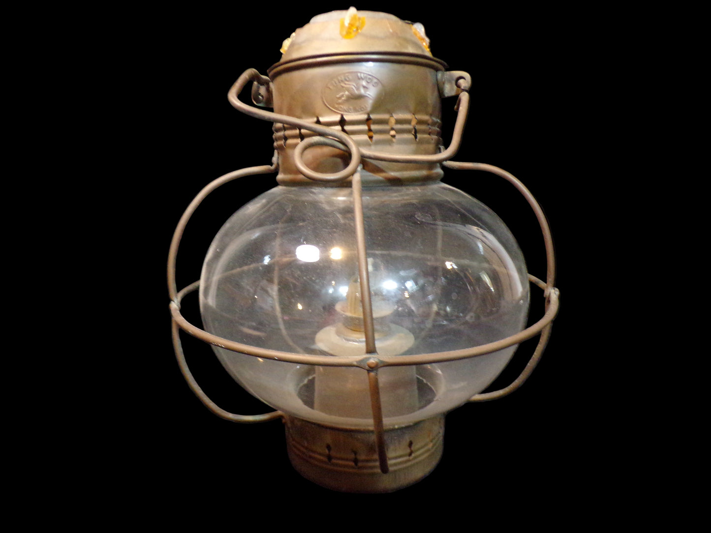 Tung Woo Onion Lantern – Hong Kong – Mid-20th Century Maritime Oil Lamp