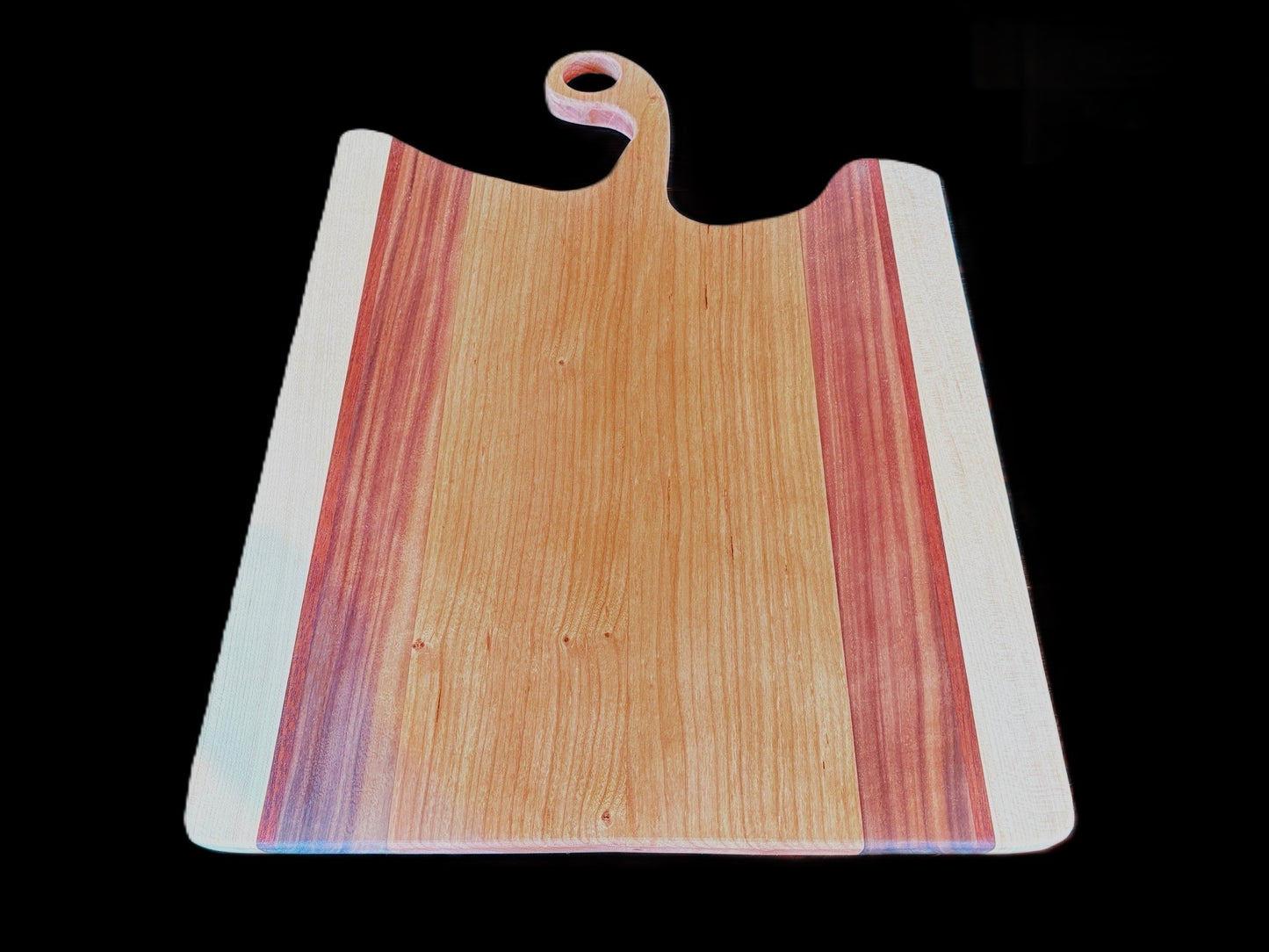 Serving Board with Curved Handle