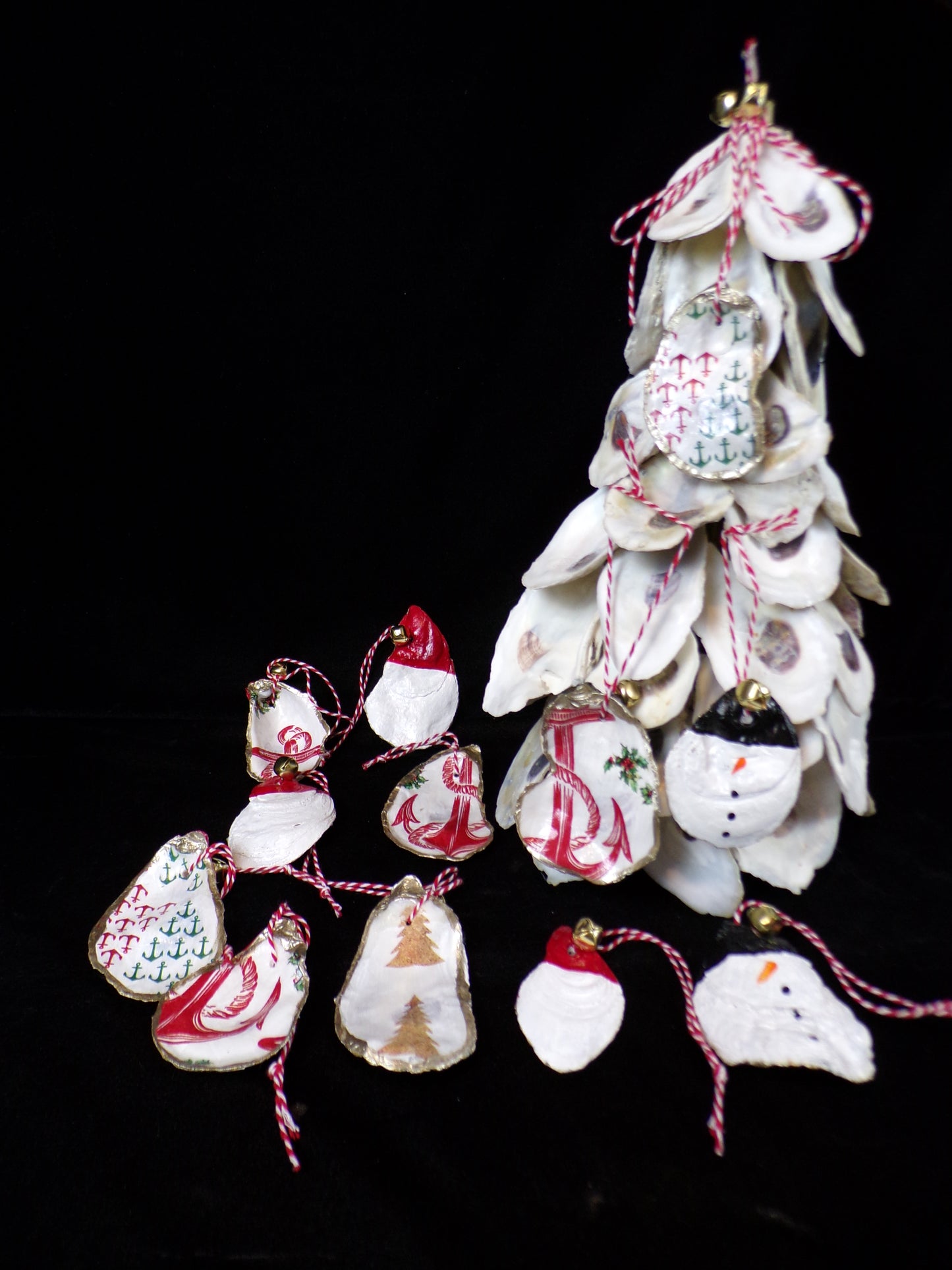 Oyster Shells - Christmas Decorated - Ornamental