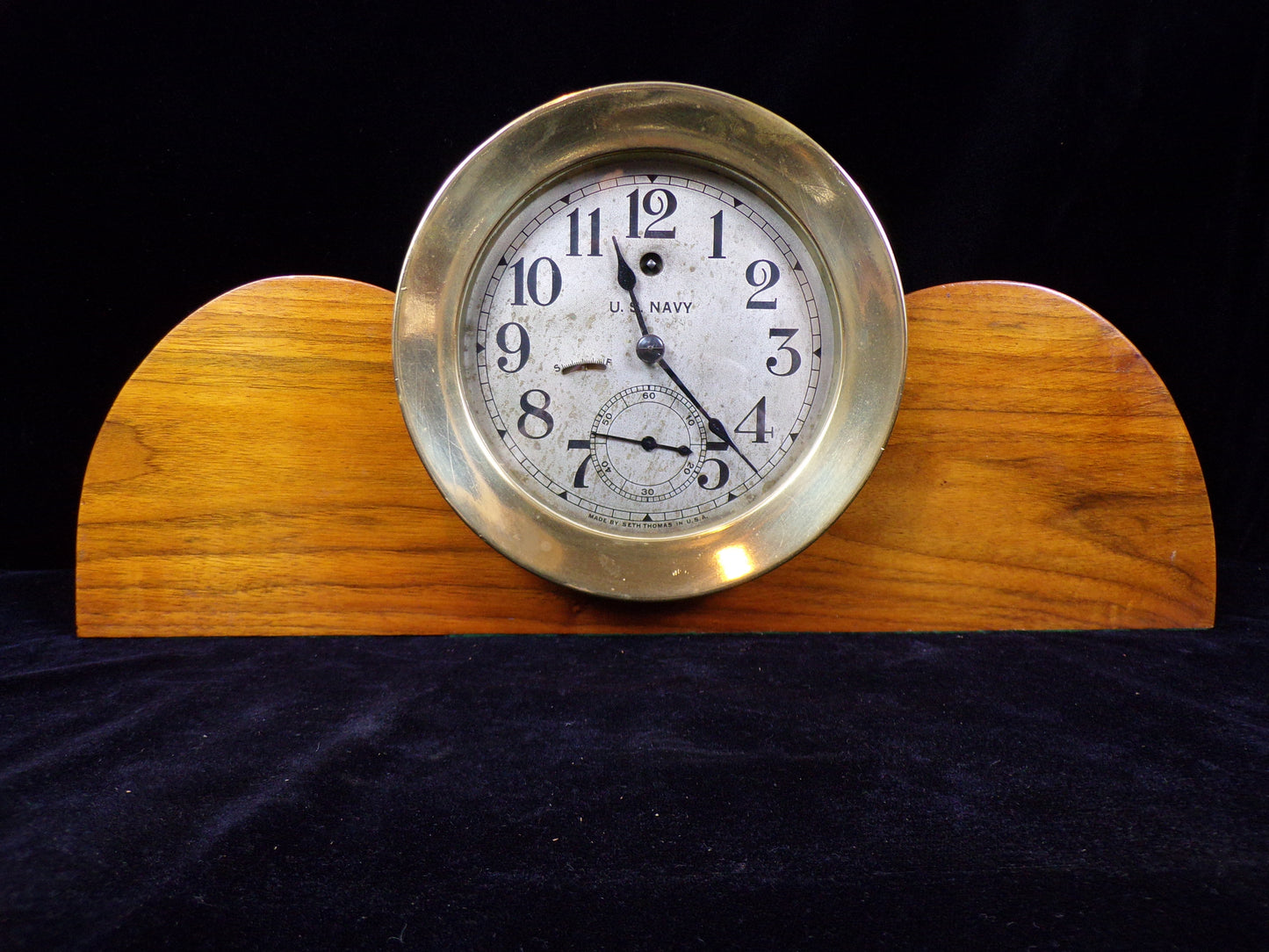 Clock / Seth Thomas - U.S. Navy "Silver Face"