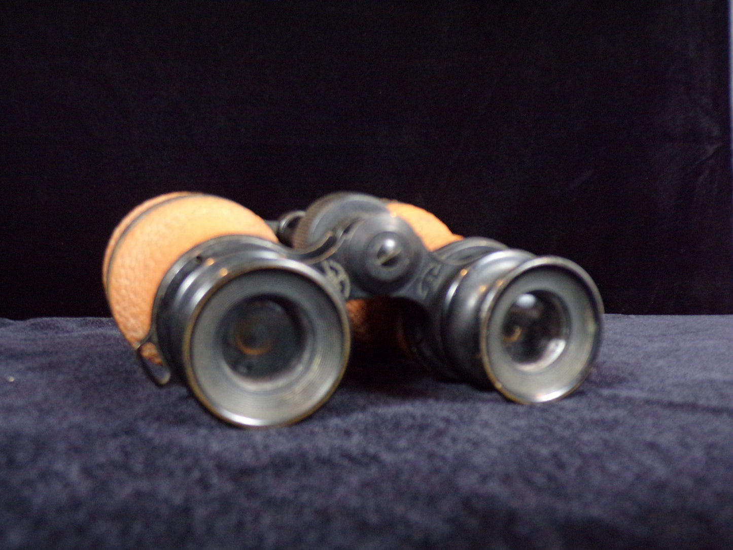 Binoculars / 3 power - US Navy
