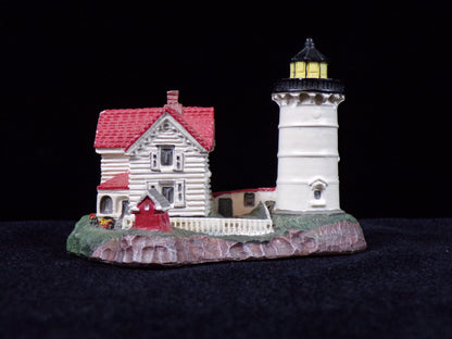 Lighthouse Figurine - Set / Assorted Historical American Landmarks
