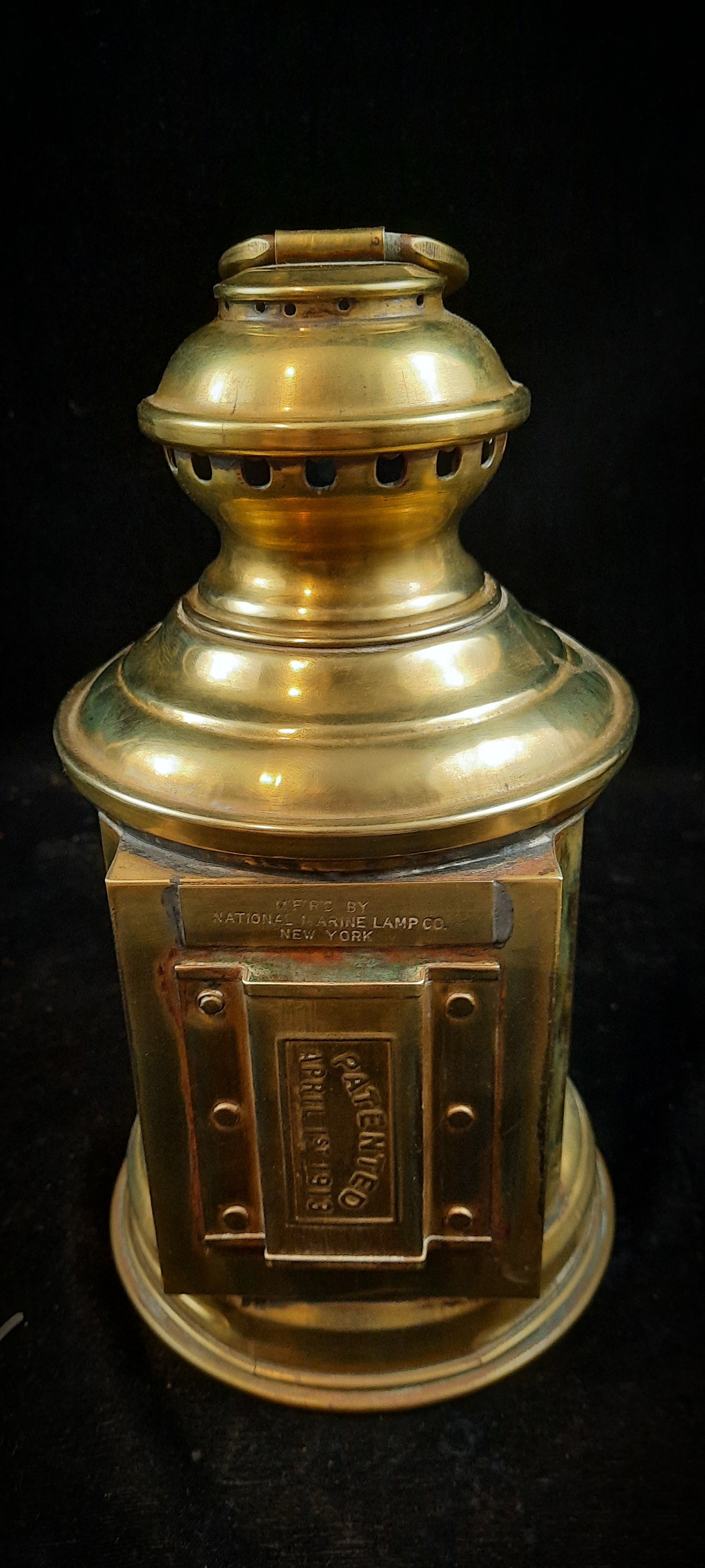 Bow lantern, Antique National Marine Lamp Co, Brass – Annapolis Maritime  Antiques