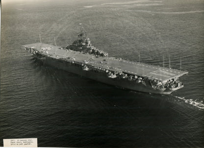 USS Bunker Hill (CV-17) Aircraft Carrier