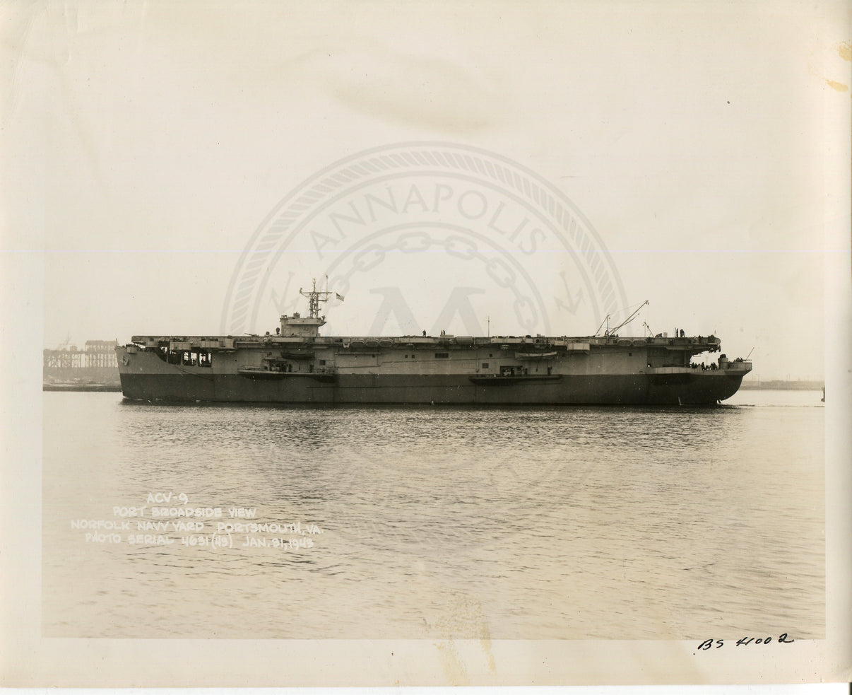 Official Navy Photo of WWII era USS Bogue (CVE-9) Aircraft Carrier ...