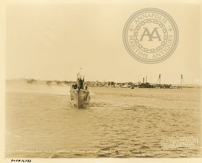 USS Plunger (SS-179 / P-8) Submarine