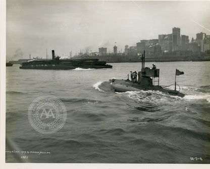 USS Tarantula (B-3 & SS-12) Submarine