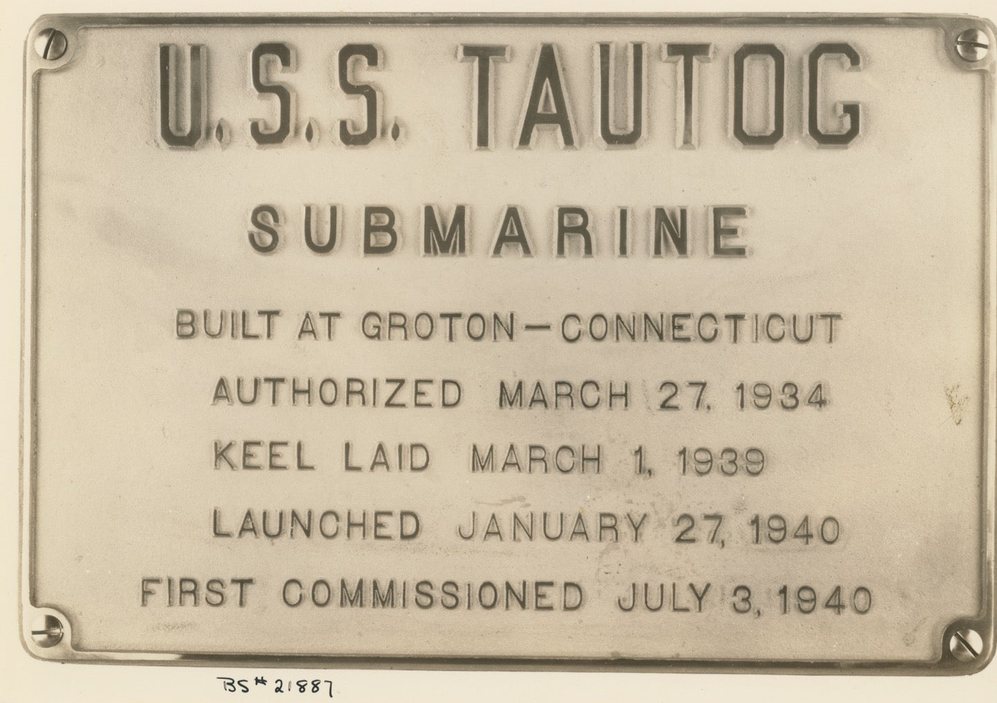 USS Tautog (SS-199) Submarine