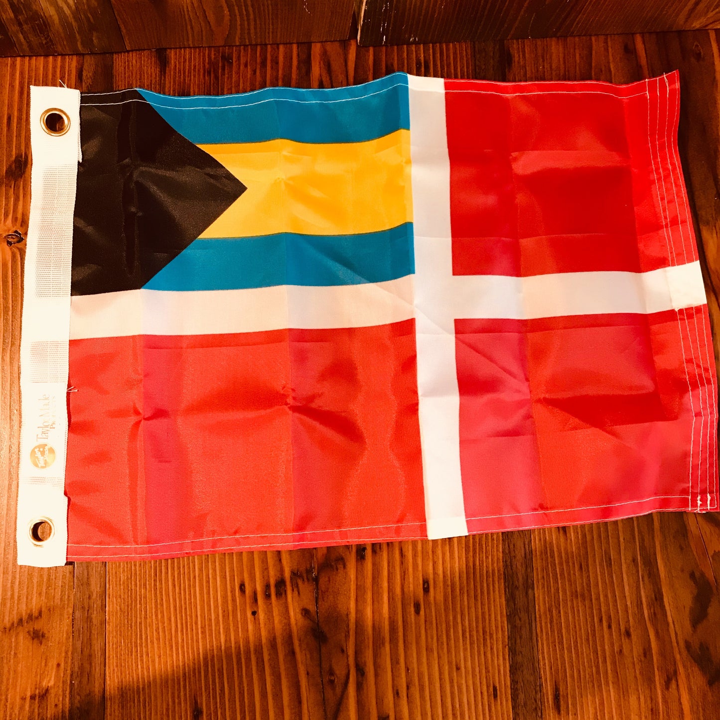 Bahama Courtesy Flag - Annapolis Maritime Antiques