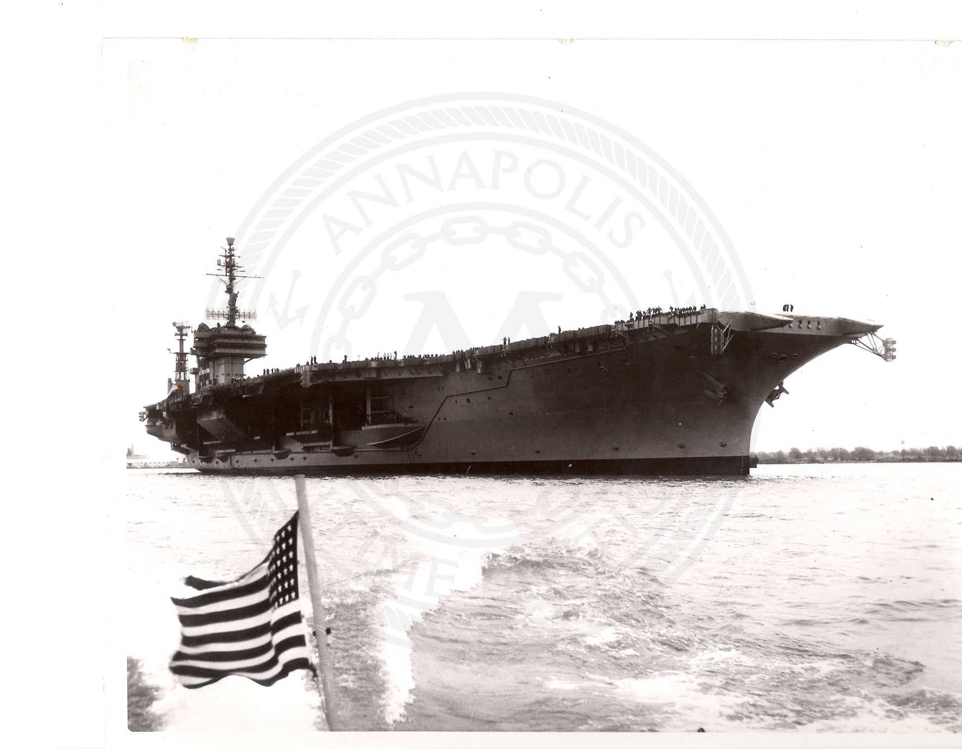 Toile Personnalisée Porte-avions US Navy Toile Personnalisée USS Kitty Hawk CV 63 - Impression Photo Marine, Cadeau Pour Vétéran - Neuf Toile Marine Personnalisée Toile Personnalisée Porte-avions US Navy Toile Personnalisée USS Kitty Hawk CV 63 - Impression Photo Marine, Cadeau Pour Vétéran - Neuf Toile Marine Personnalisée